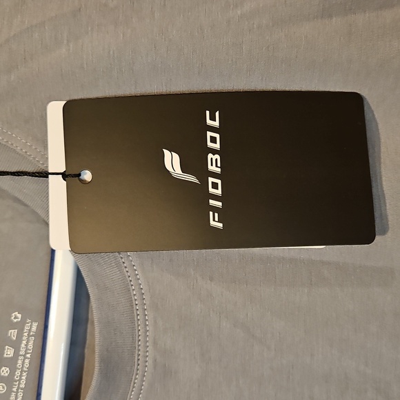 NWT FIOBOC Stay Smooth Long Sleeve Curve Hem Tee:Classic Fit Sz. M - Picture 6 of 7